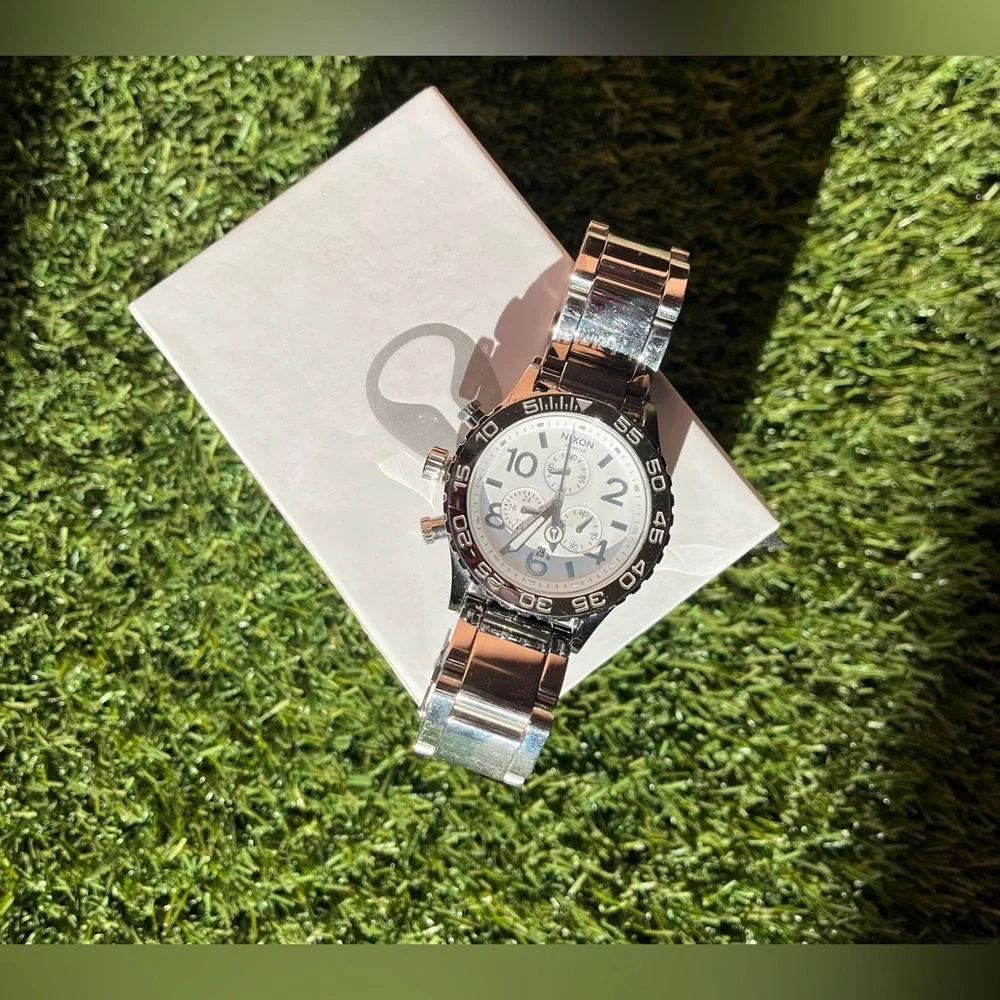 💎NIXON TIMEPIECE💎 - Picture 2 of 5